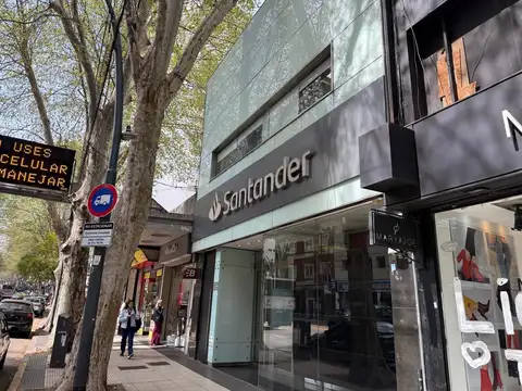 Local en Alquiler en Santa Fe y Azcuenga, Barrio Norte