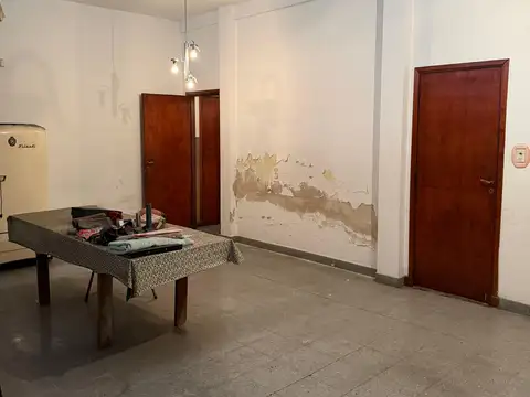 Casa en Venta con 4 cocheras