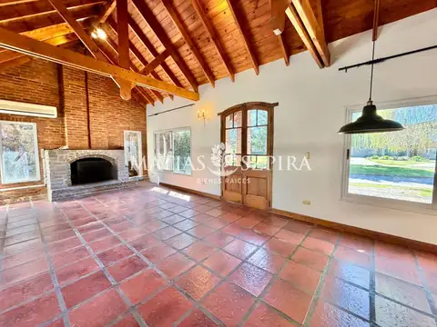 Casa en Venta en Francisco Álvarez, USD 295.000