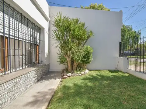 Casa en Venta en Longchamps, USD 99.000