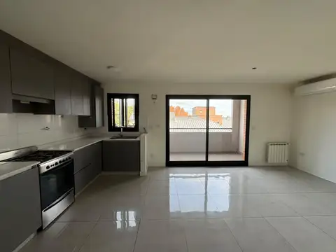 Departamento en Alquiler con Terraza en San Fernando