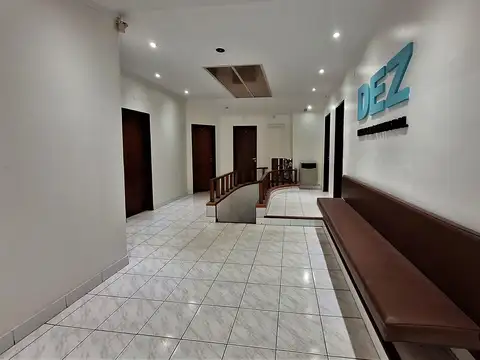 Oficina en Venta 30 años