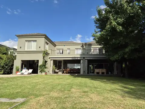 BARRIO CERRADO SANTA BARBARA