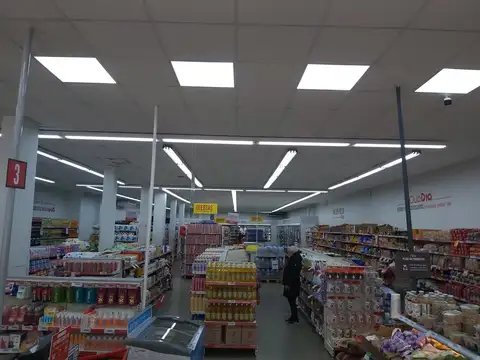 Galpon en Venta en Pompeya, USD 880.000