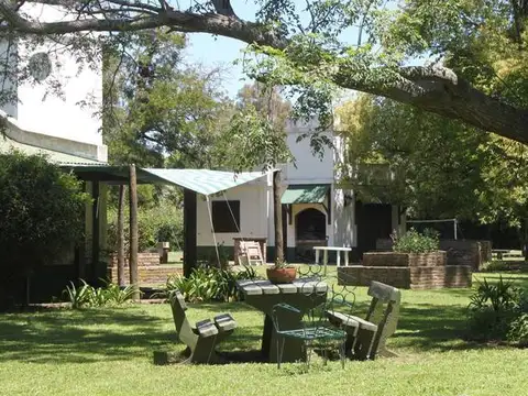 Chacra  en venta de 11 hectareas en Castelli sobre Autovía 2,  Casco Antiguo para Disfrutar