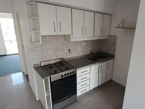Departamento en Alquiler en Lanús Oeste, $ 550.000