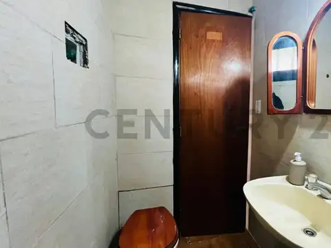 Alquilo chalet 12 meses renovables 4 ambientes en barrio Colina Alegre