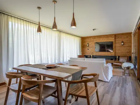 Casa en Alquiler de 3 dormitorios
