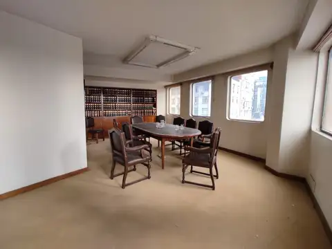 Oficina en Alquiler en Retiro, USD 1.300