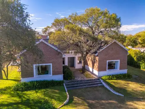 Casa en Venta en Villa Allende, USD 379.000