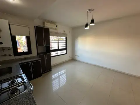 Departamento en Alquiler en Ramos Mejía Sur, $ 750.000