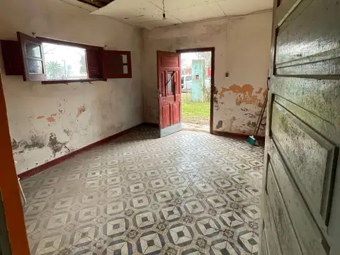 VENTA TERRENO CON PROPIEDAD A REFACCIONAR