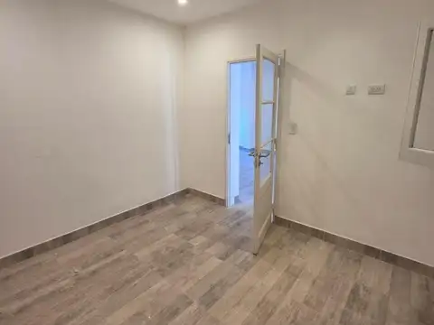 Depto Tipo Casa en Venta de 1 dormitorio