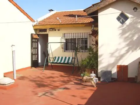 Saavedra casa venta 3 dormitorios Garage Terraza metrobus