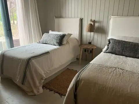 Casa en Alquiler Temporal en Costa Esmeralda, $ 1.000