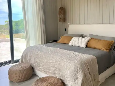 Casa en Alquiler Temporal con 1 cochera