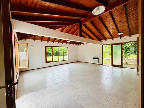 Casa a Estrenar en El Remanso Pileta Parrilla Luz
