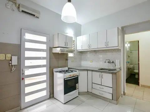 Casa 4 ambientes con 1 baño