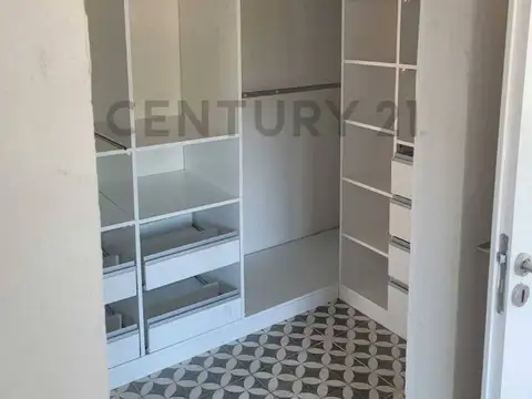 Casa en alquiler en Vila Marina l