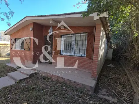 Casa en Venta con 1 cochera