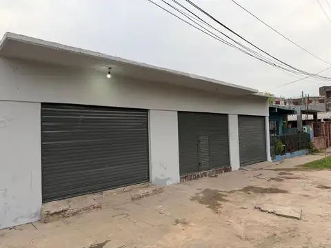 CASA 4 AMBIENTES + LOCALES COMERCIALES INGENIEROS ALLAN
