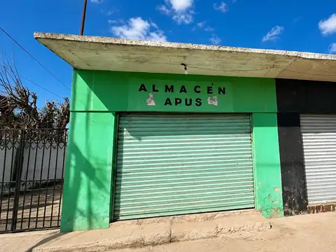 CASA 3 AMBIENTES + LOCALES COMERCIALES ING. ALLAN