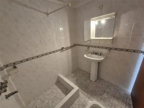 DEPARTAMENTO 2 AMBIENTES - BANFIELD - ESTE, GRAN BS. AS. SUR