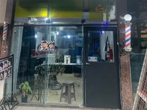 Venta de local frente a San Cayetano en Liniers