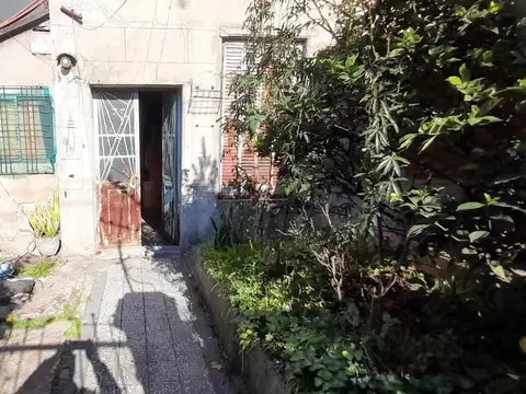 Depto Tipo Casa en Venta en Villa Raffo, USD 70.000