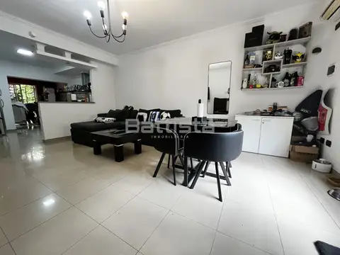 Depto Tipo Casa en Alquiler de 3 ambientes