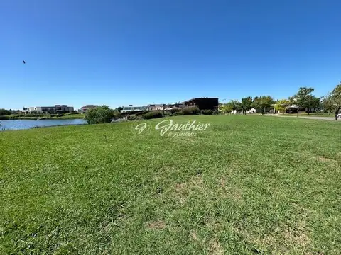 Terreno en Venta 72  mts Fondo
