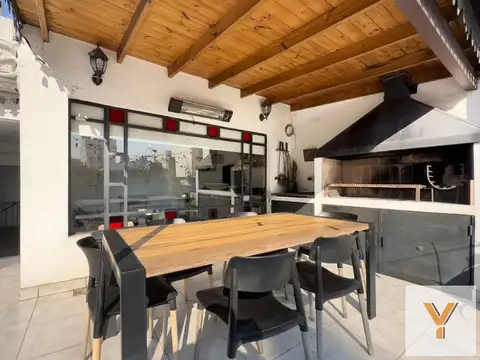 Depto Tipo Casa en Venta al Suroeste