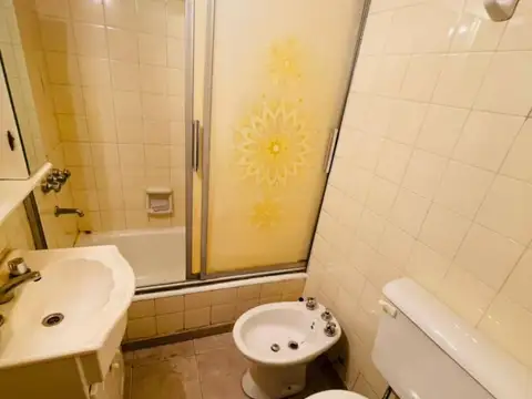 Departamento en Alquiler en Caseros, $ 680.000