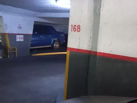 Cochera en venta Tribunales