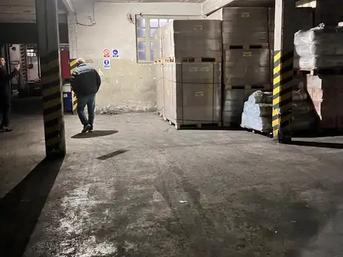 Galpon en Venta 60  mts Frente