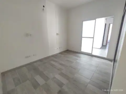 T/CASA 4 AMB  COMODO Y MODERNO -ZONA LA SALLE