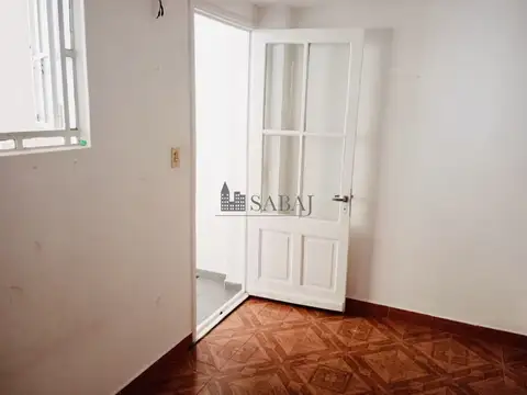 Depto Tipo Casa en Alquiler de 4 dormitorios