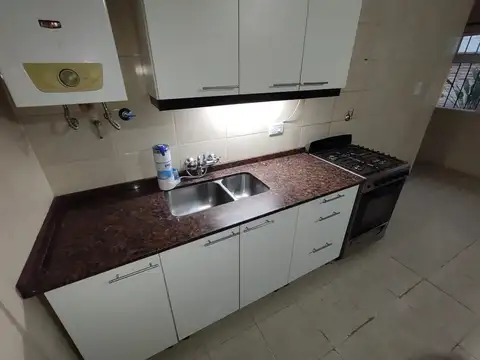 Departamento en Alquiler en Granadero Baigorria, $ 490.000