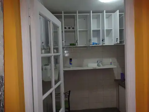 Depto Tipo Casa 8 ambientes con 2 baños