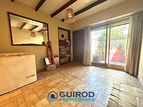 VENTA PH 3 AMBIENTES C/PATIO Y PARRILLA EN PLANTA BAJA