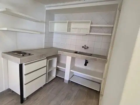 VENTA LOCAL TIPO PH REFACCIONADO A NUEVO MATADEROS