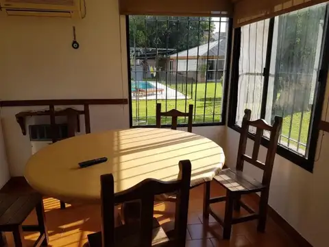 Casa 6 ambientes con 3 baños