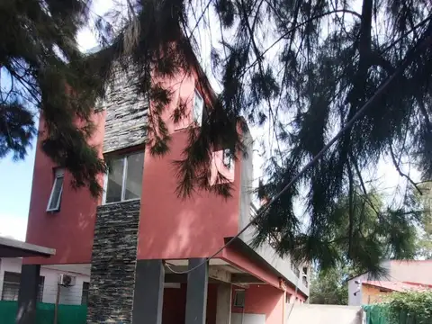 Depto Tipo Casa en Venta de 3 ambientes
