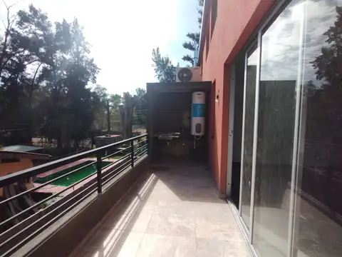 Depto Tipo Casa en Venta con 1 cocheras