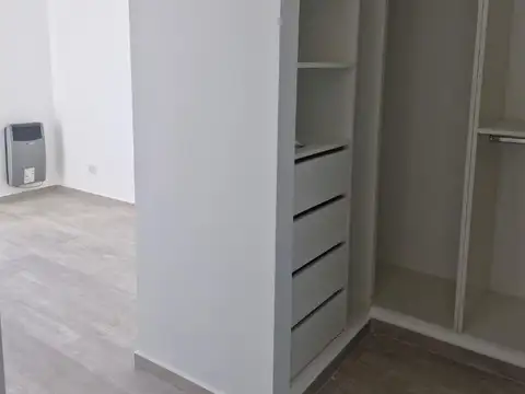Departamento en Alquiler con 5 cocheras