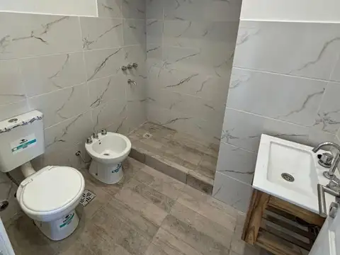 Depto Tipo Casa en Venta al Este