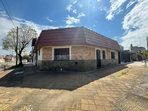 Venta de Casa 3 ambientes lote propio, Villa Bosch