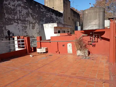 Depto Tipo Casa en Venta de 4 dormitorios