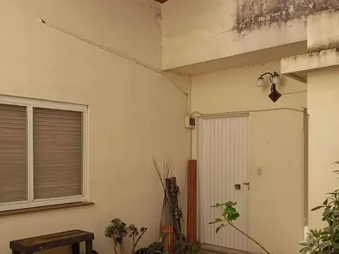 Depto Tipo Casa en Venta de 6 ambientes