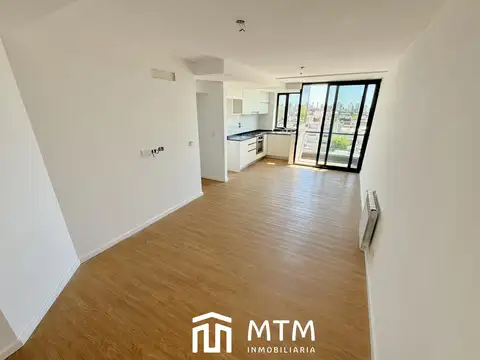 Departamento en Alquiler en Refinerías, $ 1.400.000
